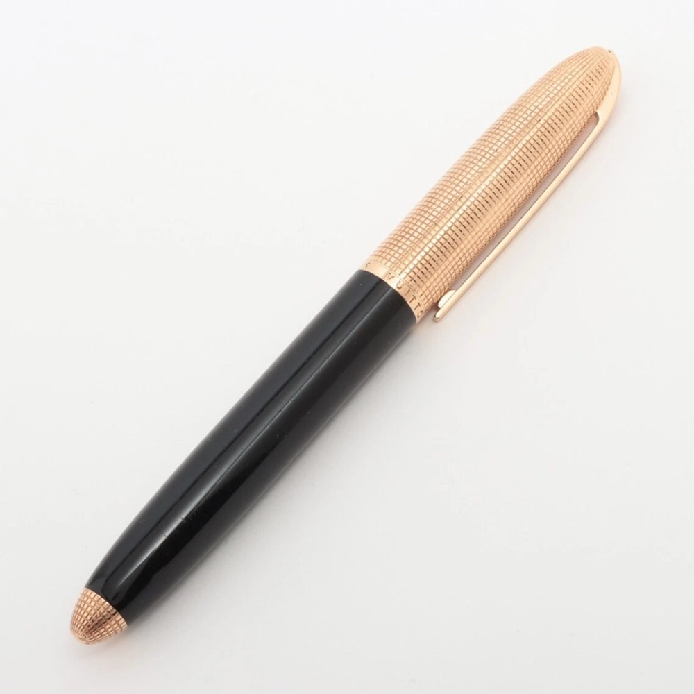 Louis Vuitton Ballpoint Pen Black Resin x Gold - N76602
